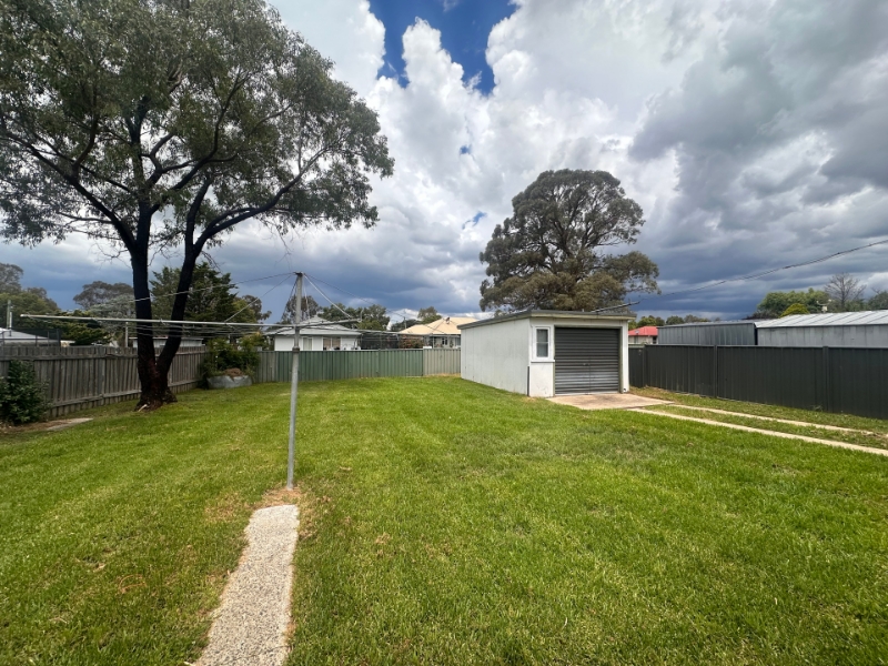 49 Canambe Street, Armidale House for rent Listed by Property