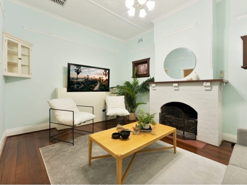 208 Crawford Road, INGLEWOOD House for rent Listed by Fatima Faria of