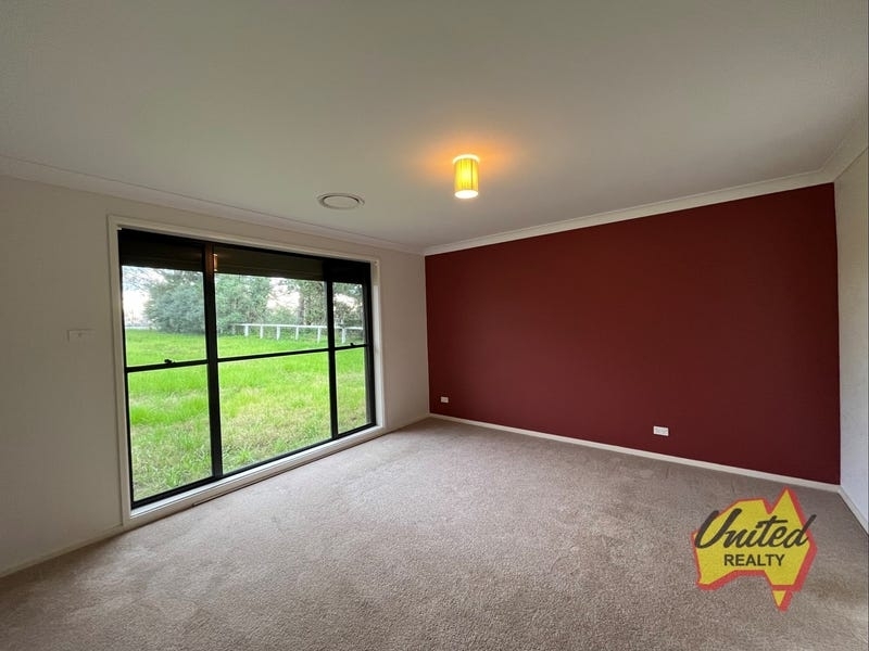 195 Badgerys Creek Road, BRINGELLY House for rent Listed by Belinda