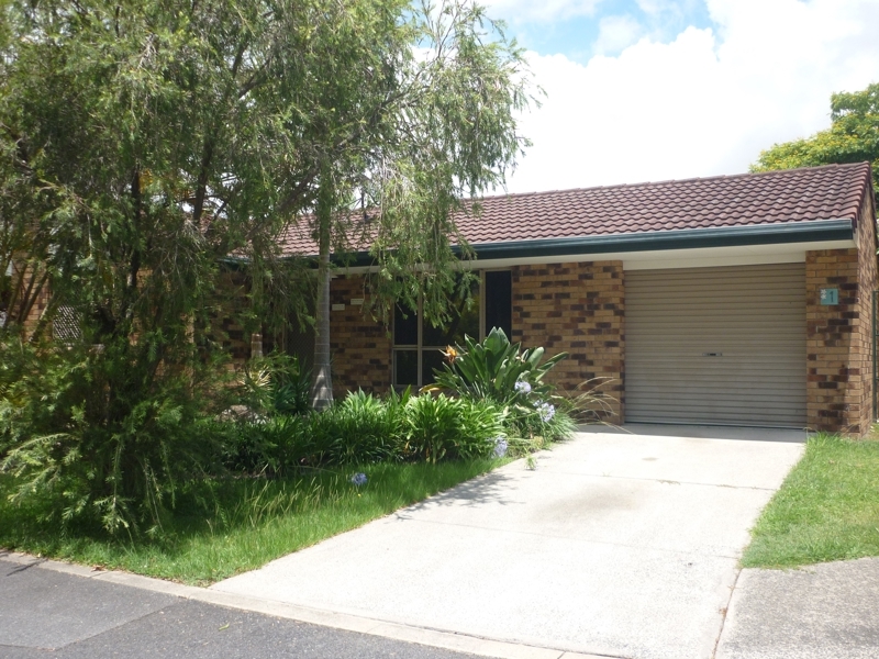 1/4 Yodelay Street, Varsity Lakes Apartment for rent Listed by Helen Lane of First National