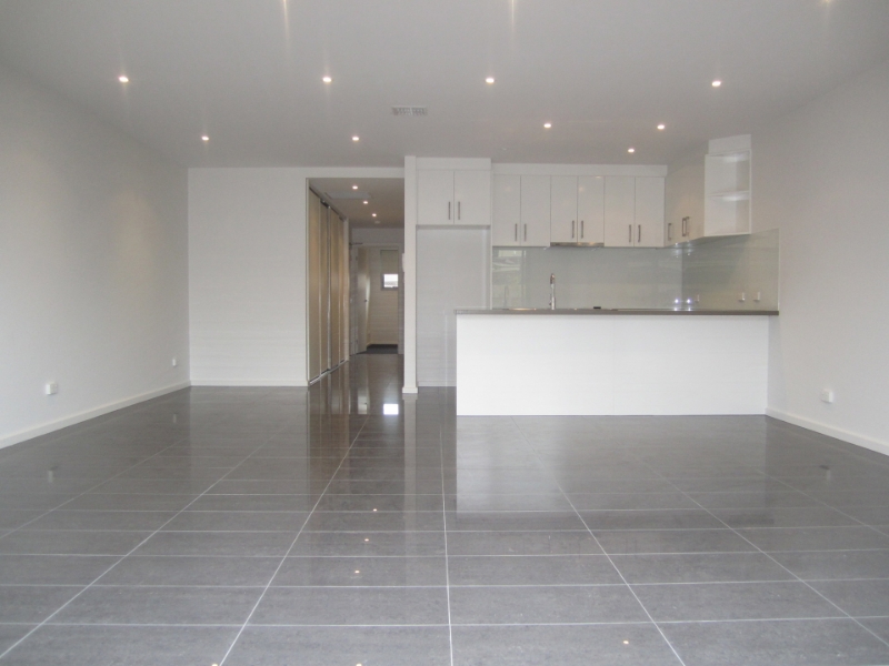 5/98 Collins Street, Mentone Apartment for rent Listed by Vincent