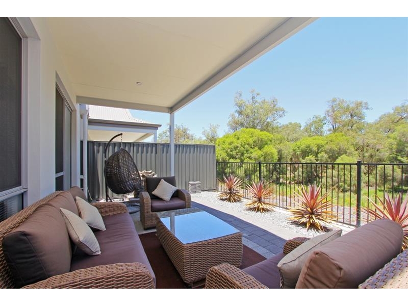 15 Jericho Lane, Aveley House for rent Listed by Lucy Franklin of Peard Real Estate Swan