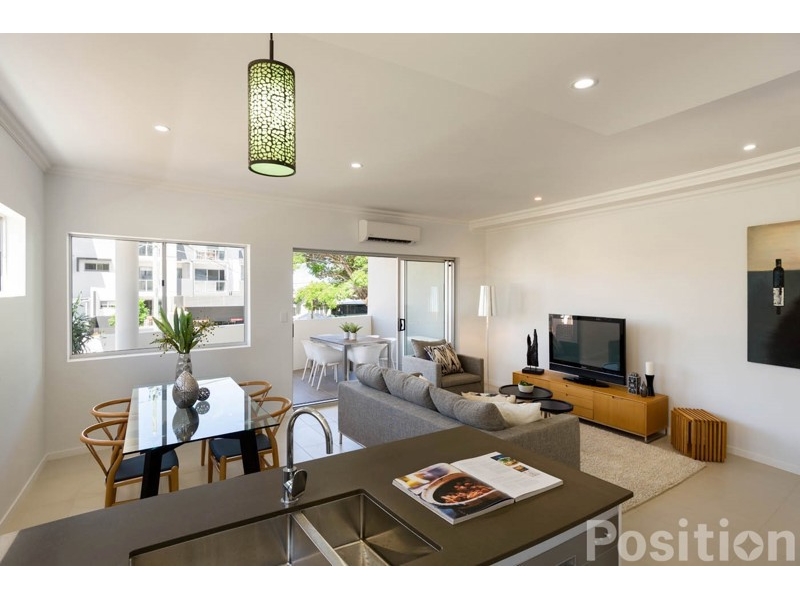 9/11 Gallagher Terrace, Kedron House for rent Listed by Cheryl Blair