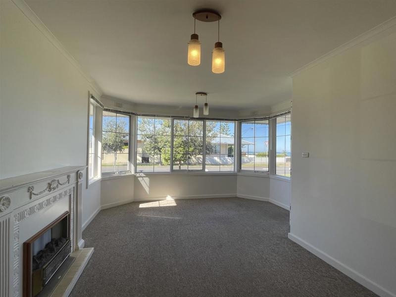 2/160 The Esplanade, Largs Bay House for rent Listed by Jo Pamment of