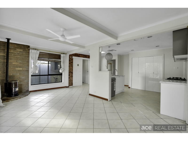 28 Smeaton Avenue, HOPPERS CROSSING House for rent Listed by Sunny