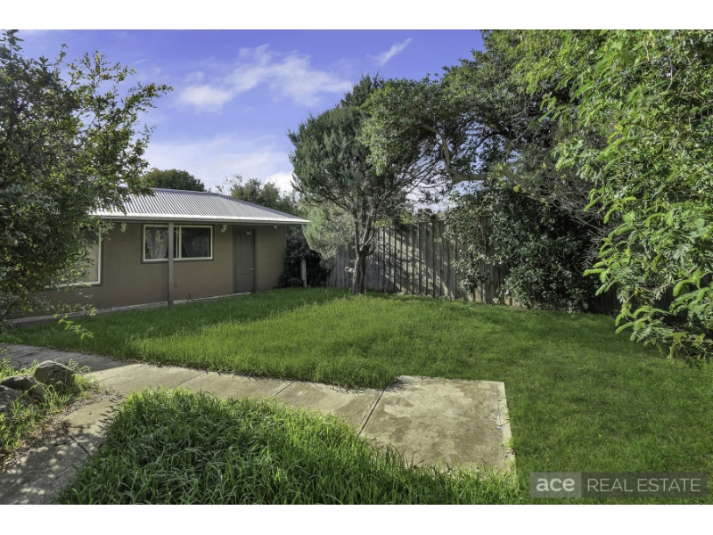 28 Smeaton Avenue, HOPPERS CROSSING House for rent Listed by Sunny