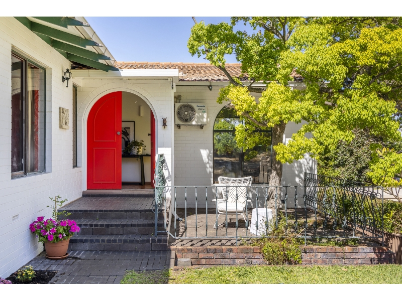 82 Tyrell Street, NEDLANDS House for rent Listed by Kerry Baldwin of