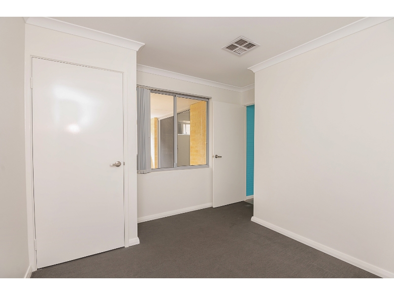 14 Rover Lane, SPEARWOOD House for rent Listed by Lauren Brett of