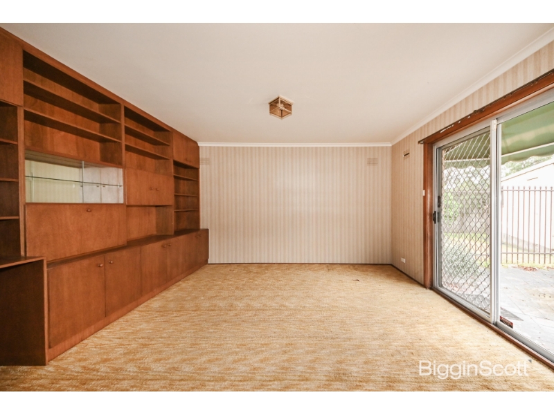 17 Lynden Grove, MOUNT WAVERLEY House for rent Listed by Leasing