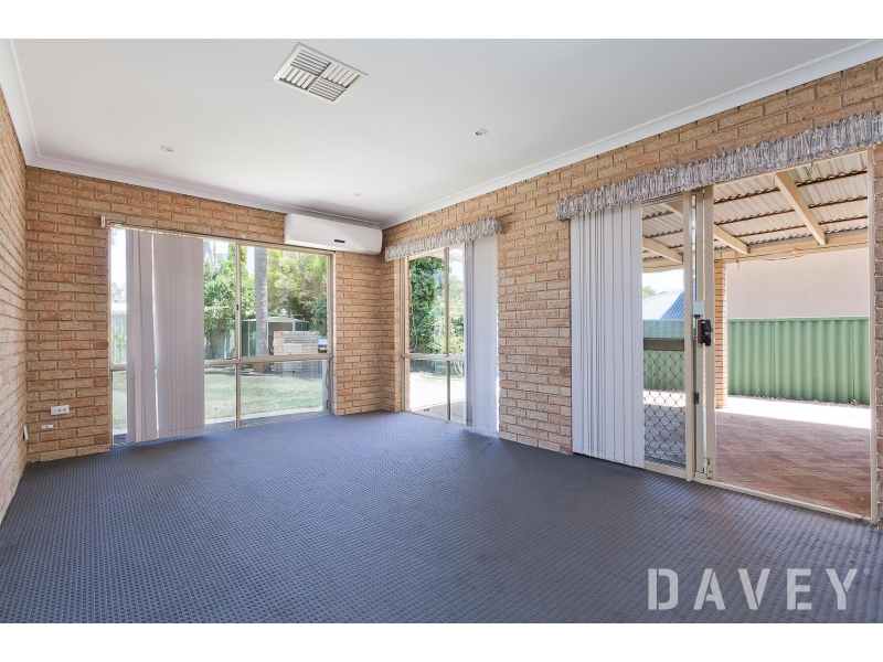 52 Pinnaroo Drive, PADBURY House for rent Listed by Marieann