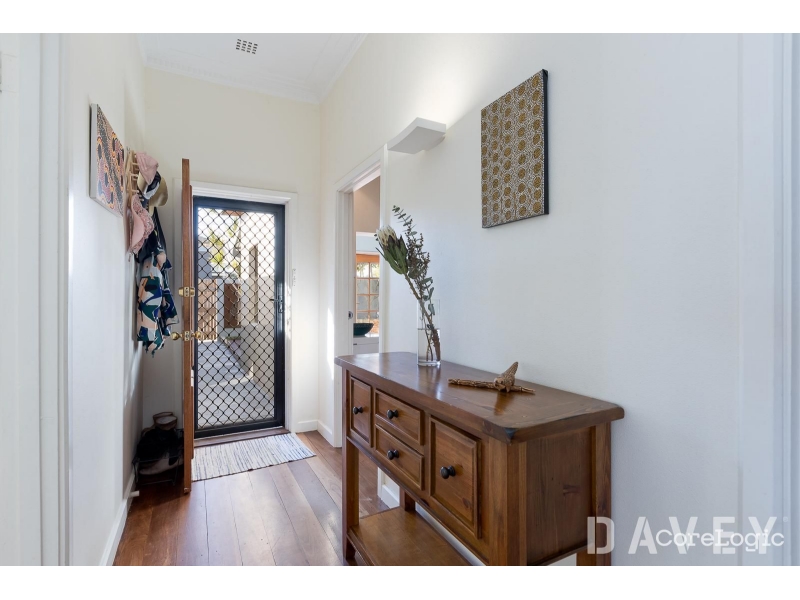 1/143 Brighton Road, SCARBOROUGH House for rent Listed by Alison