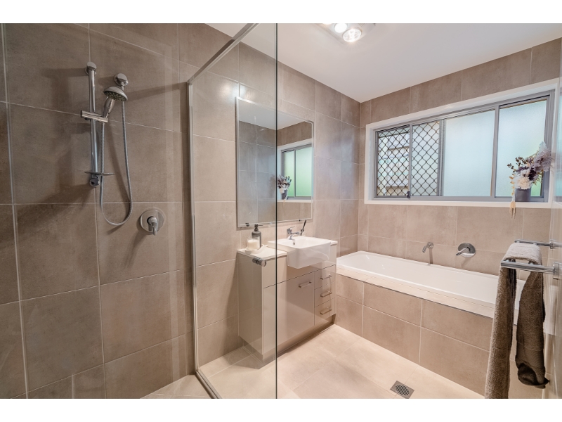 7 Mapleton Street, SOUTH RIPLEY House for rent Listed by Kimberley Morrison of First National