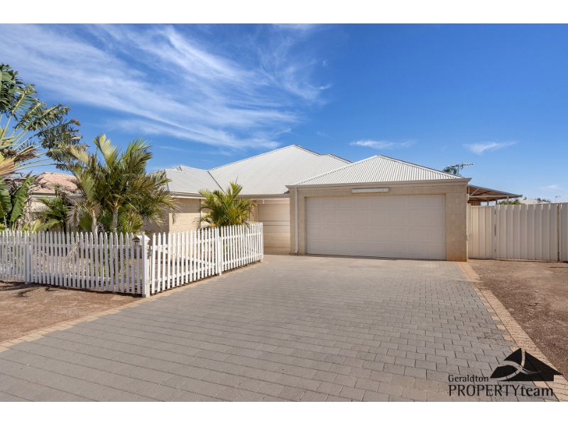 37 Sutcliffe Road, WAGGRAKINE House for rent Listed by Jillena Horton
