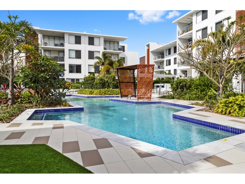 1303/6/8 Waterford Court, BUNDALL Apartment for rent Listed by