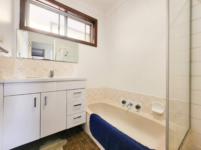 8 Kalangedy Drive, RIVERTON House for rent Listed by Kristy Copping