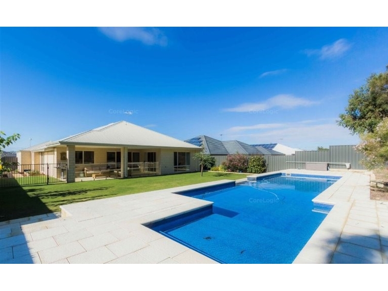 84 Wallangarra Road, CARRAMAR House for rent Listed by Kristy Copping