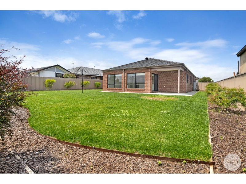 13 Anneke Way, WINTER VALLEY House for rent Listed by Stacey Hayes of
