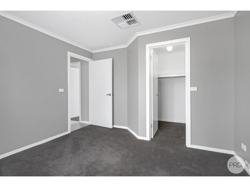 4 Omeo Drive, ALFREDTON House for rent Listed by Alister Hosking of