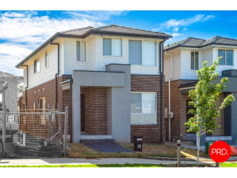 32 Ray Simpsons Avenue, BARDIA House for rent Listed by Prd Ingleburn