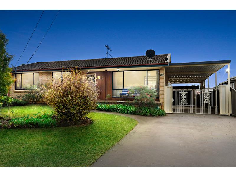 23 Chesterfield Road SOUTH PENRITH NSW 2750