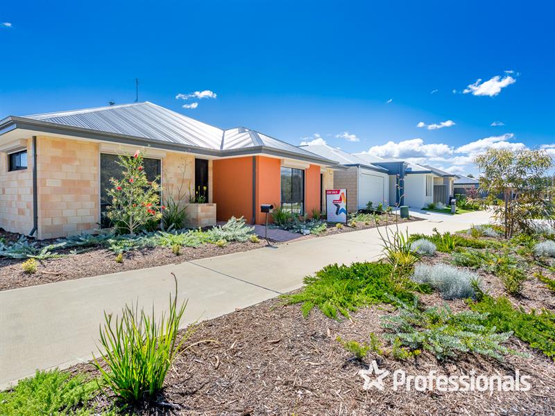 23 Brighstone Avenue, HILBERT House for rent Listed by Kendal Bell of