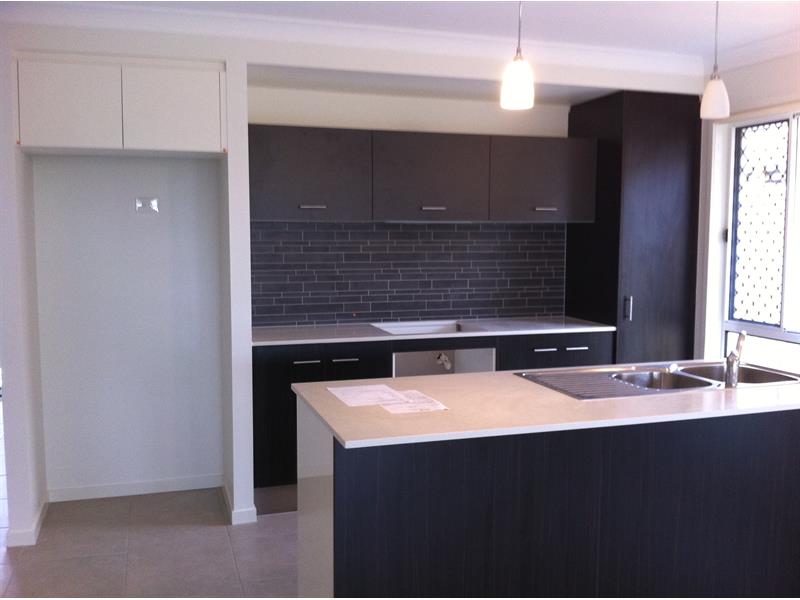 3 Goss Close, NORTH LAKES House for rent Listed by Rent My Property