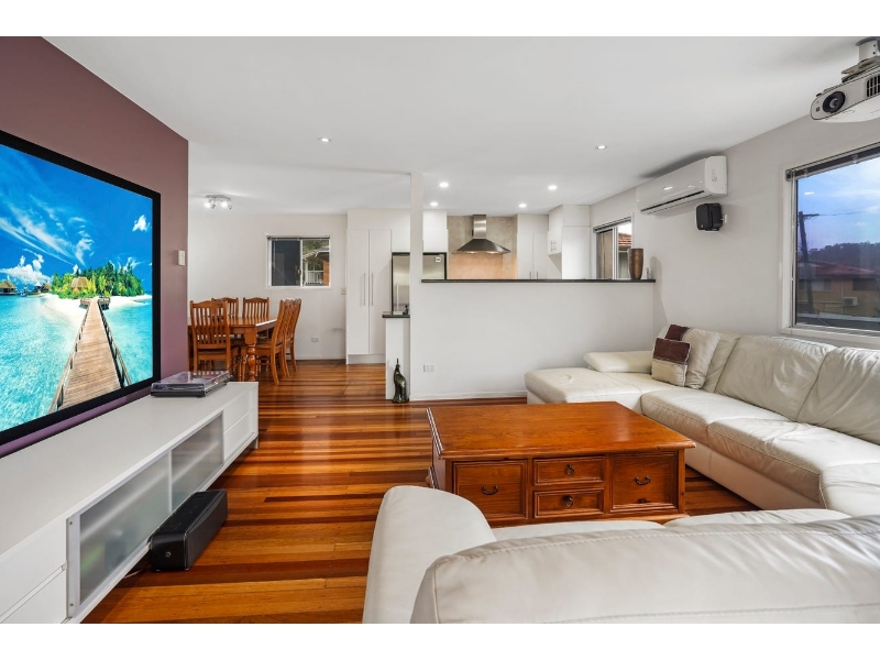 6 Riordan Street, ASPLEY House for rent Listed by Shaenee Belleville