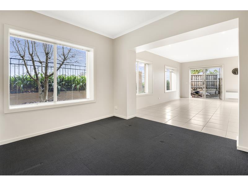 1/434 Grimshaw Street, BUNDOORA House for rent Listed by Jordan Fahim
