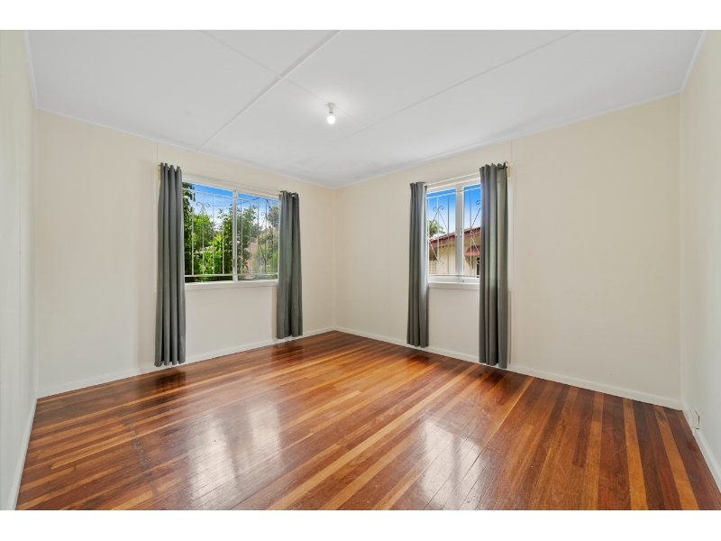 41 Leichhardt Street, LOGAN CENTRAL House for rent Listed by Hayley