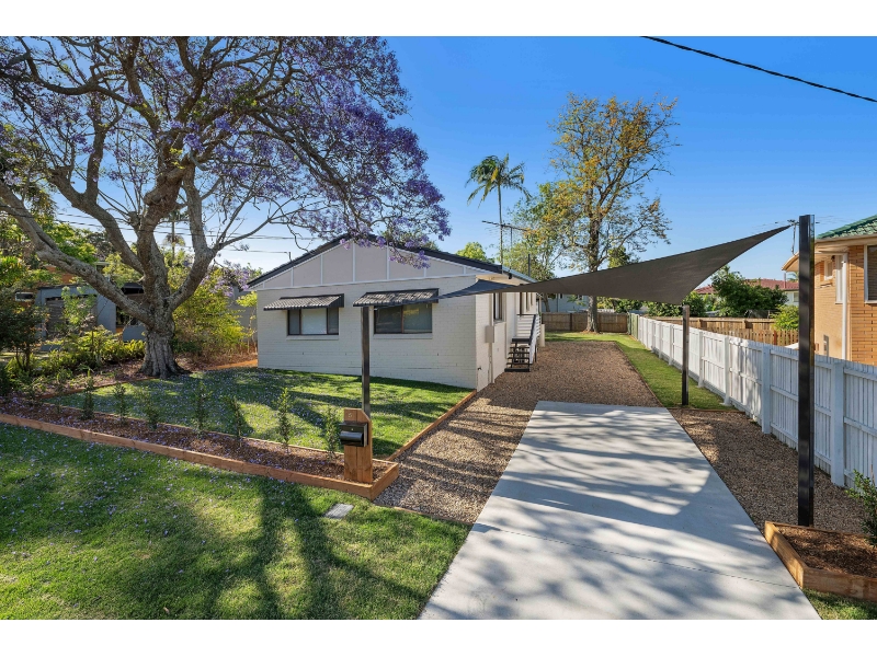 5 Benaroon Street, BRACKEN RIDGE House for rent Listed by Olivia