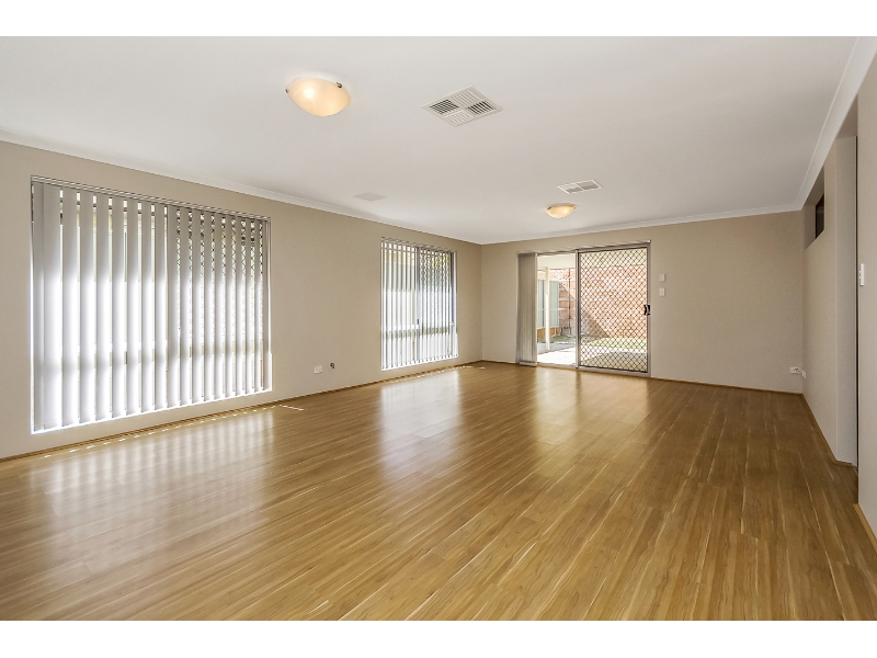 19 Explorers Crescent, BALDIVIS House for rent Listed by Leasing