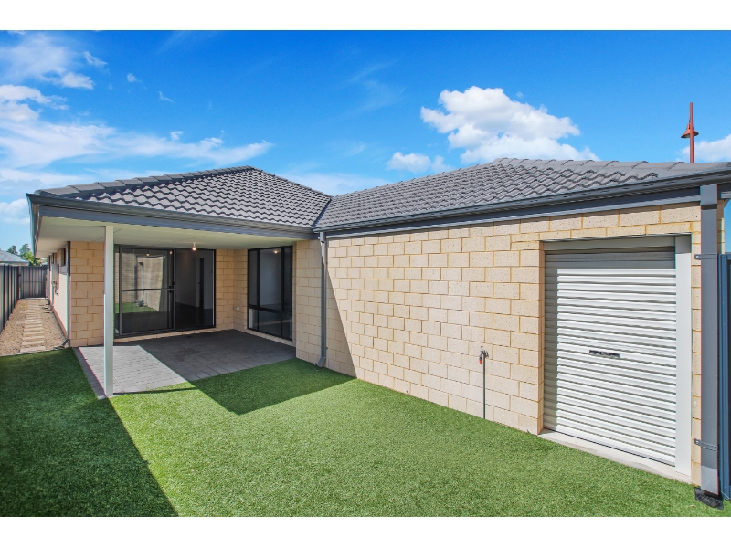 23 Selina View, BALDIVIS House for rent Listed by Leasing Corby of
