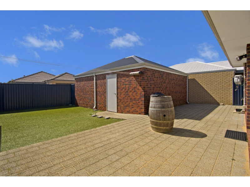 8 Altham Grove, BALDIVIS House for rent Listed by Leasing Corby of