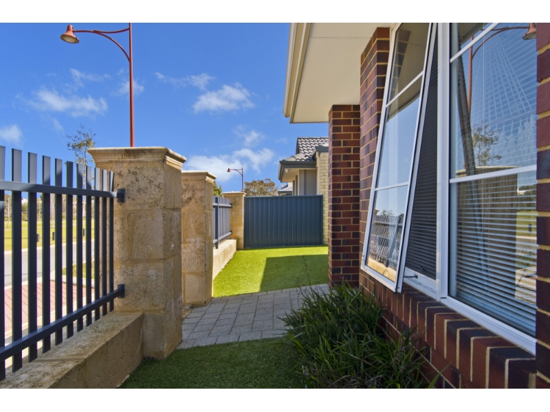 8 Altham Grove, BALDIVIS House for rent Listed by Leasing Corby of