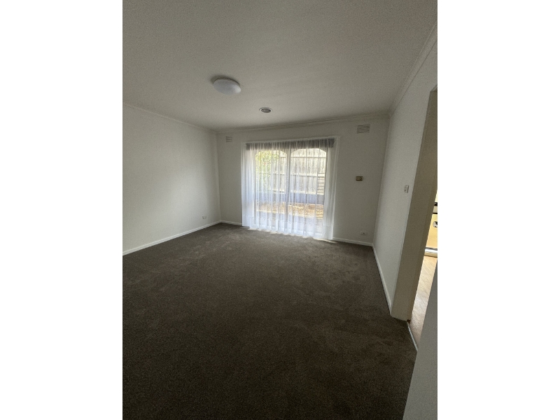 2 Edgar Street, DROUIN House for rent Listed by Di Ronaldson of Ray