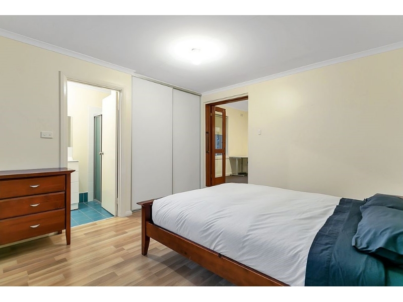 26 Park Street, SEFTON PARK House for rent Listed by Siobhan Gailey