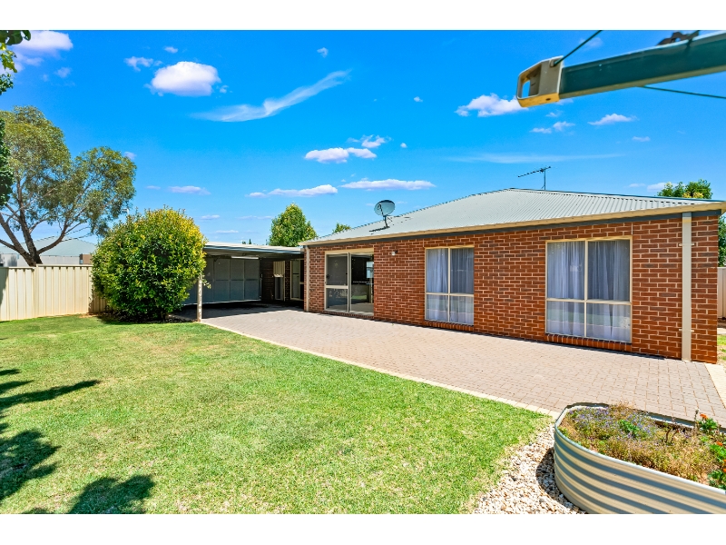 11 Orlando Court, MILDURA House for rent Listed by Grace of