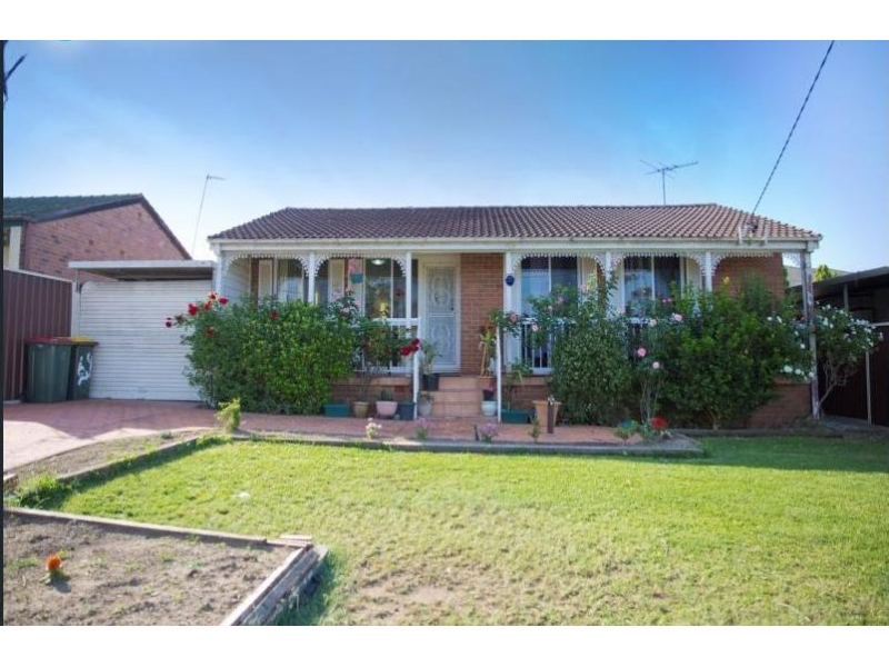 69 Popondetta Road Emerton NSW 2770 House for rent Listed by Ray