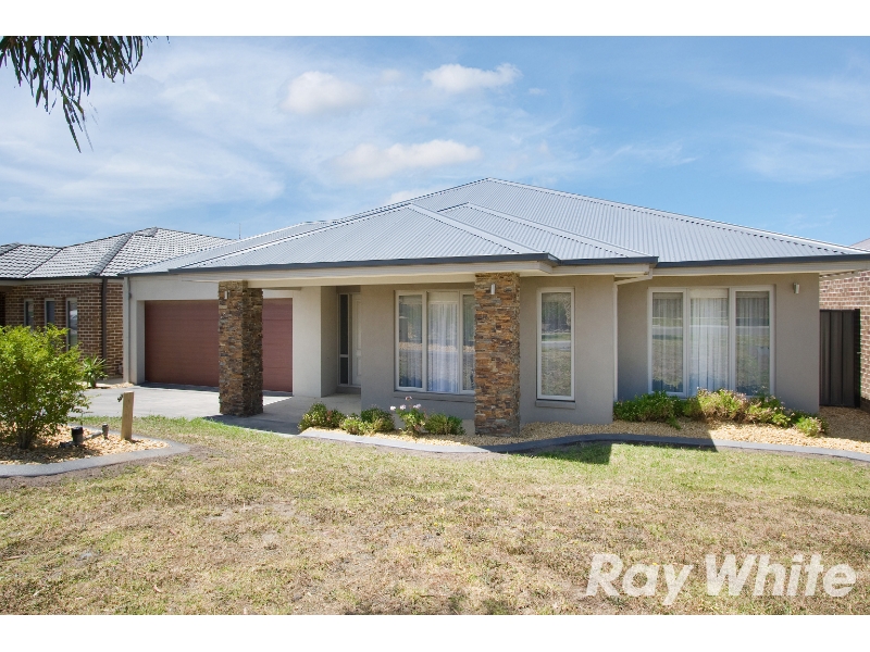 6 Tahoe Circuit Pakenham VIC 3810 House for rent Listed by Ray White