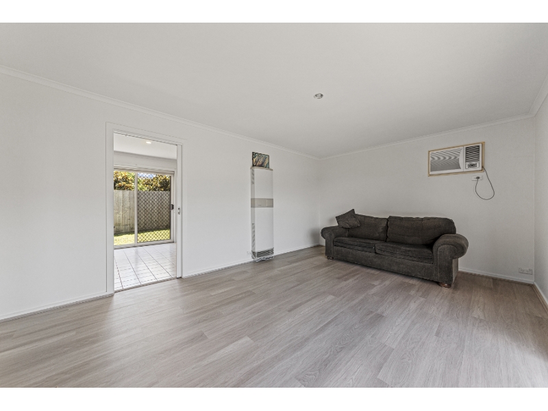 1/64 Arthur Phillip Drive, ENDEAVOUR HILLS House for rent Listed by