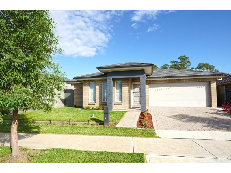 12 Garrison Road, LLANDILO House for rent Listed by Ray White Nepean Group Leasing Team of Ray