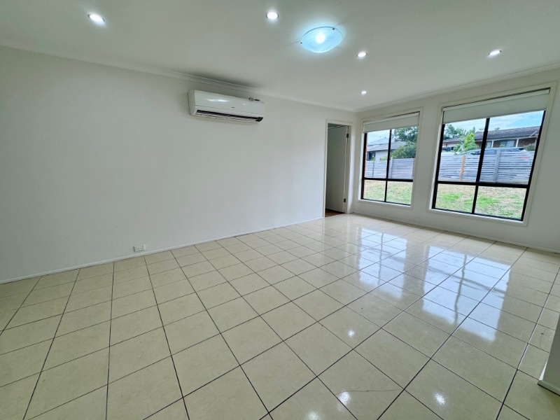 7 Dilga Crescent, ERSKINE PARK House for rent Listed by of Ray White