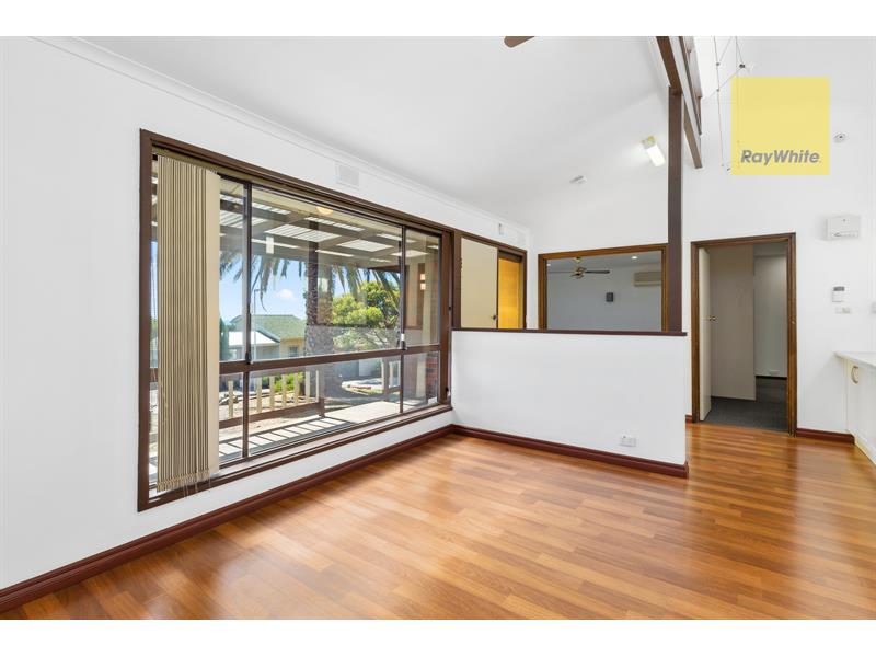 2 Ingomar Court, HALLETT COVE House for rent Listed by Emily Smith of