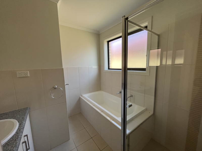 5 Callaghan Court, WHYALLA STUART House for rent Listed by Nicole