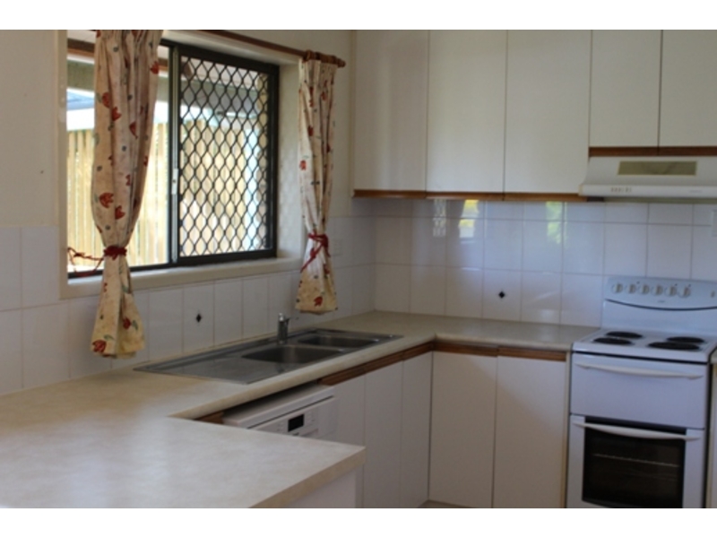 52 Booth Avenue, TANNUM SANDS House for rent Listed by Ray White
