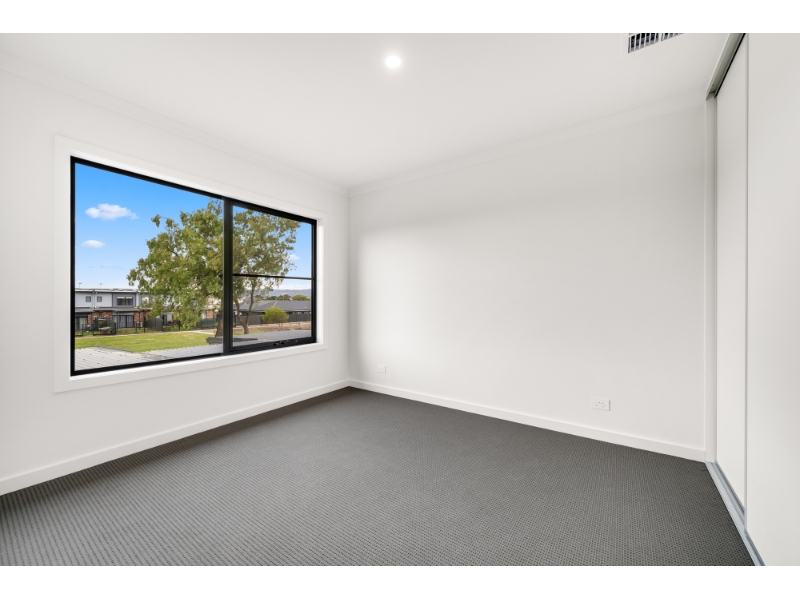 96 Goodall Avenue, CROYDON PARK House for rent Listed by Harrison