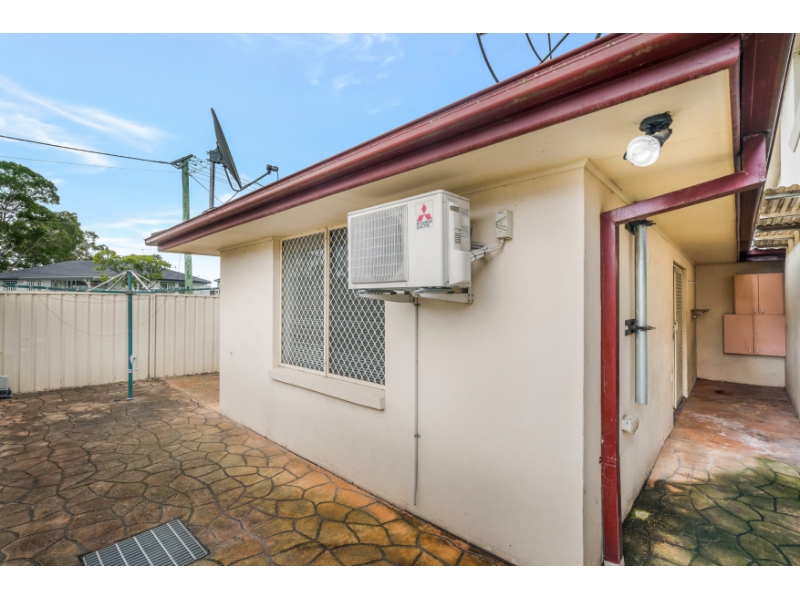 50B Orchard Road, BUSBY House for rent Listed by Mariam Hormez of Ray