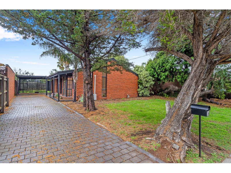 14 Matlock Street, HOPPERS CROSSING House for rent Listed by