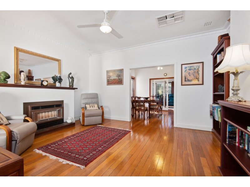 22 Hornsey Road, FLOREAT House for rent Listed by Ariane Anning of