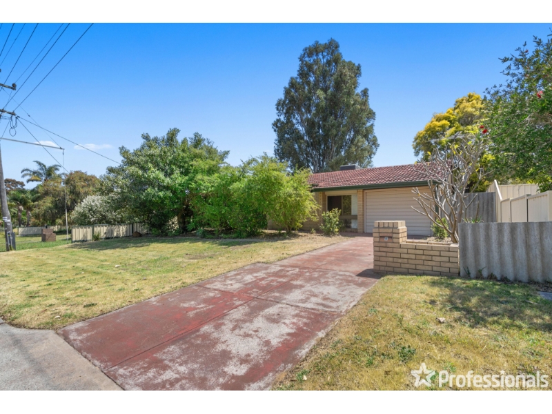 8 Berberis Way Forrestfield WA 6058 House for rent Listed by Cara